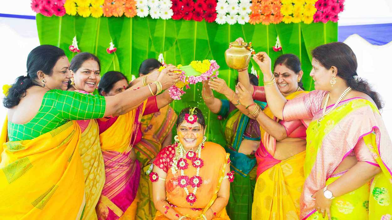 mangala-snanam-photos-a-joyful-haldi-ceremony-shower