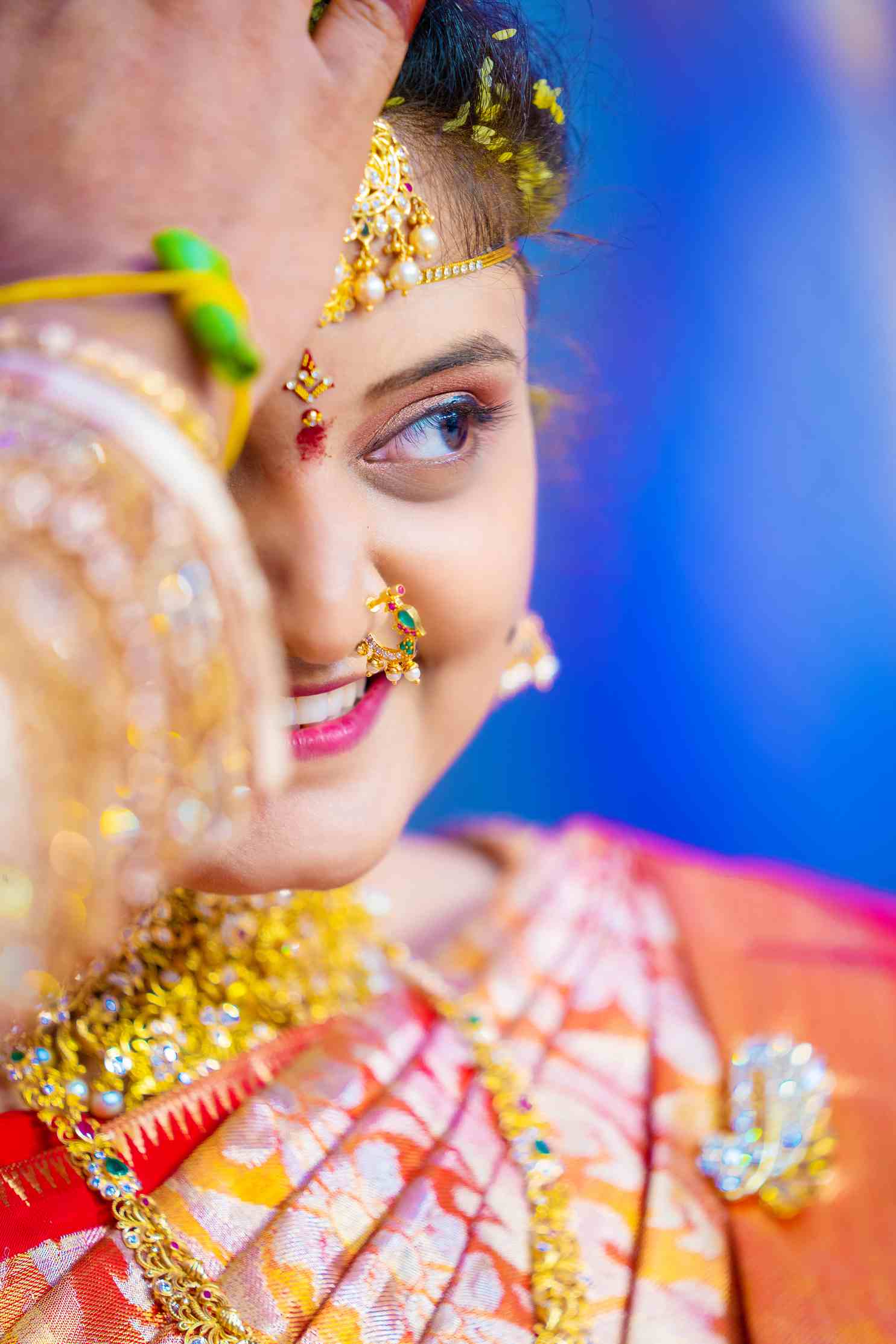 sumuhurtham-glimpse-a-brides-joyful-moment-captured-at-her-wedding